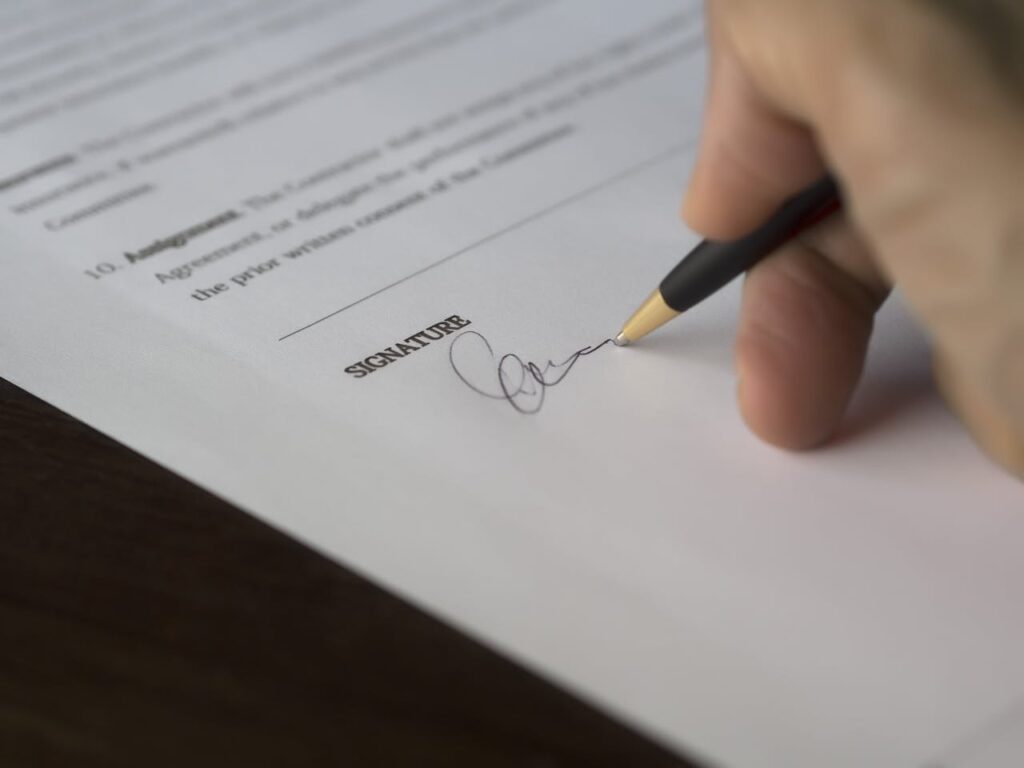 Voorlopig koopcontract tekenen: wat je moet weten voordat je tekent